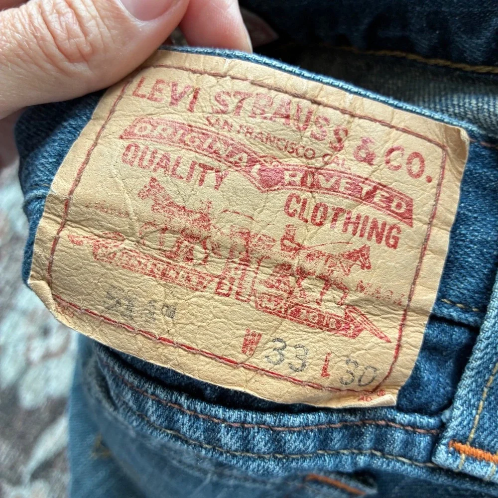 Levis 514 Slim Straight Jeans Mens 33x30 Medium Wash Blue Denim Pants
